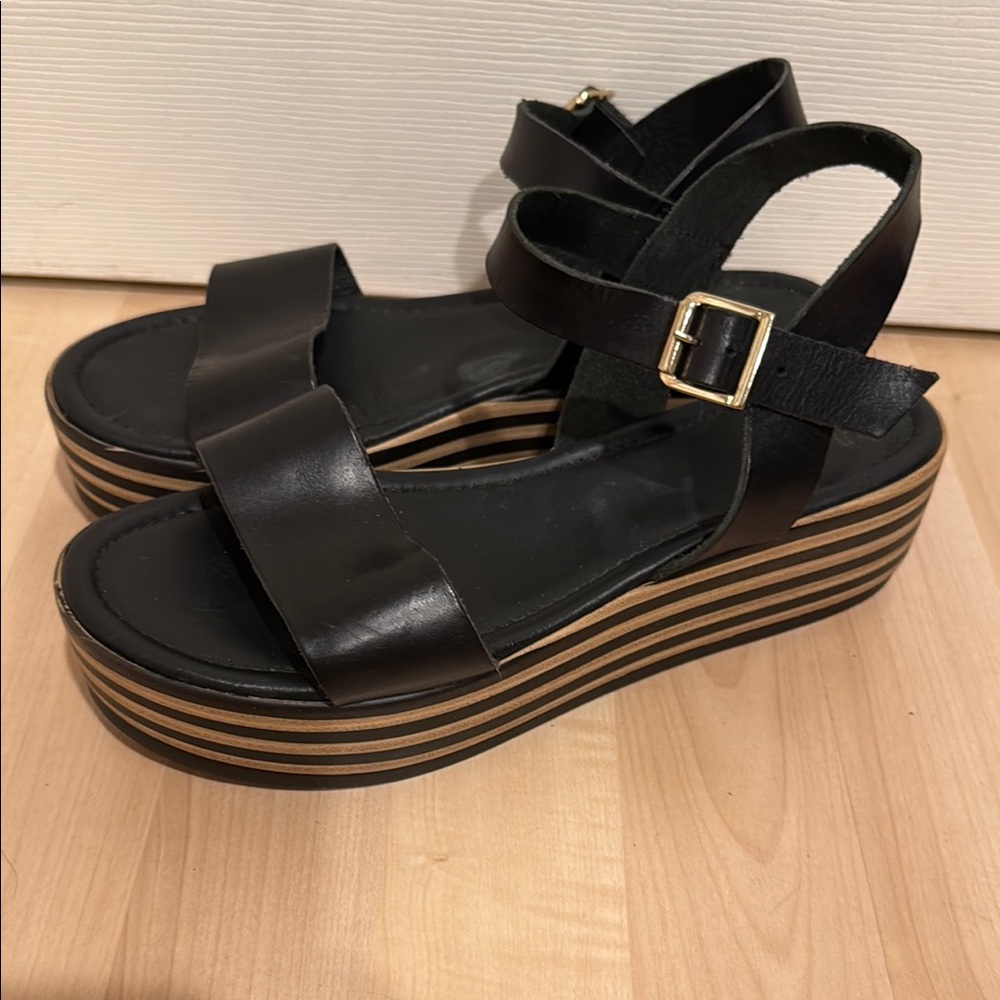 Bata real leather upper striped Black Platform Sandals